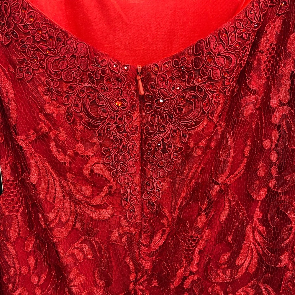 Long sleeve formal gown - Picture 6 of 7